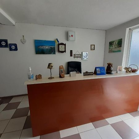 Guest House Zarnovel Palace أوهغيد المظهر الخارجي الصورة