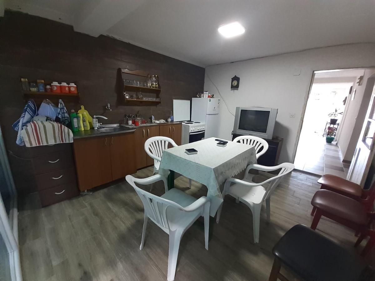 Guest House Zarnovel Palace أوهغيد المظهر الخارجي الصورة