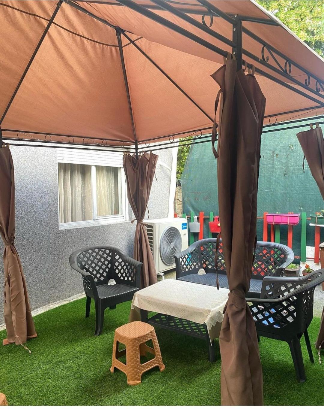 Guest House Zarnovel Palace أوهغيد المظهر الخارجي الصورة
