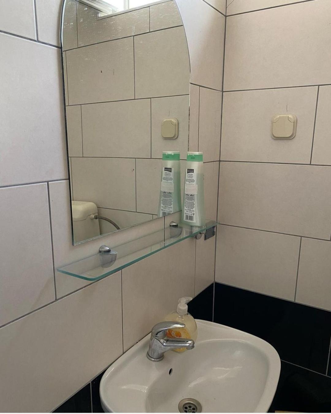 Guest House Zarnovel Palace أوهغيد المظهر الخارجي الصورة