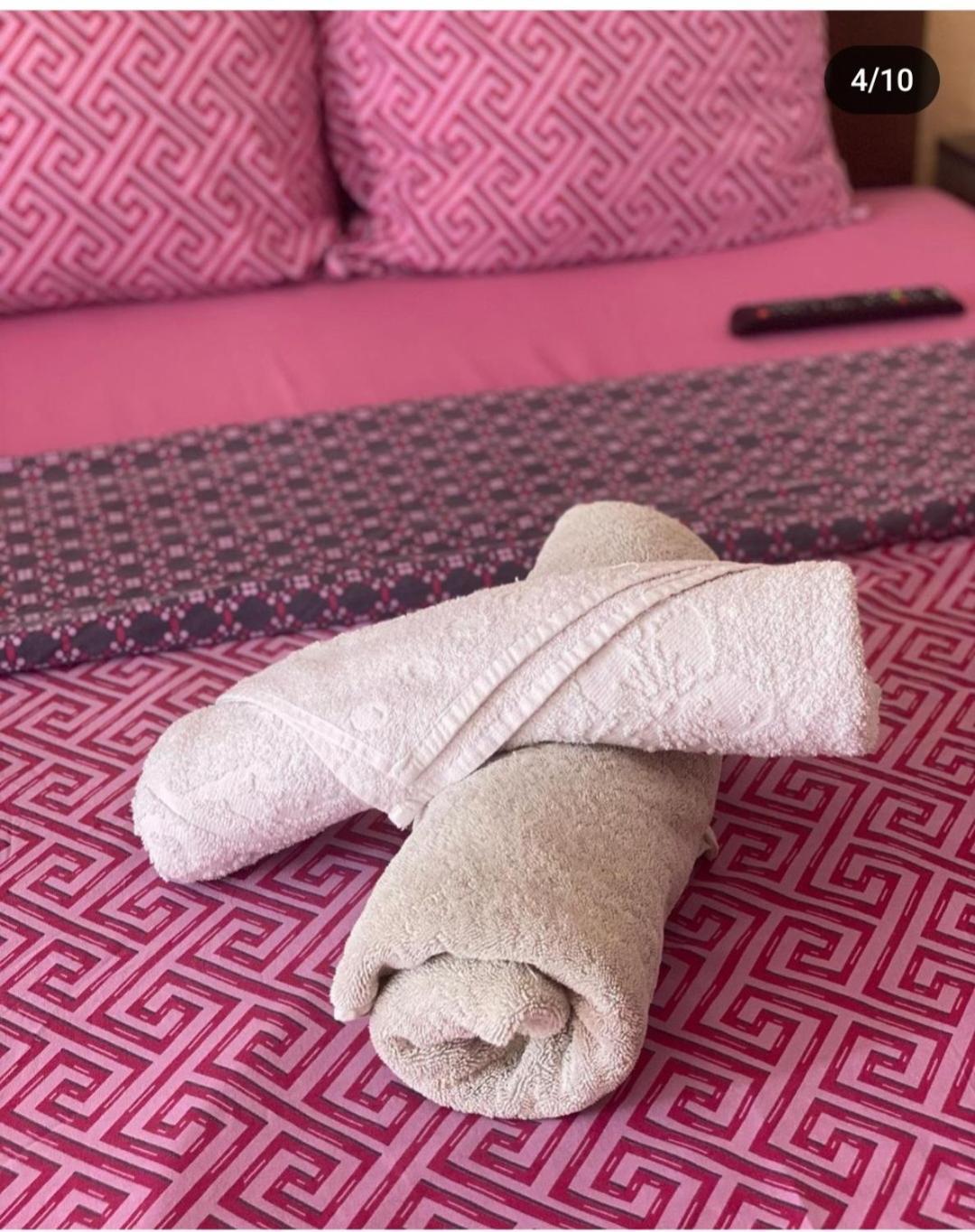 Guest House Zarnovel Palace أوهغيد المظهر الخارجي الصورة